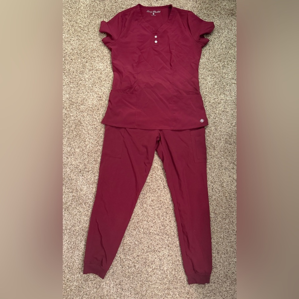 Women’s Burgundy Easy Stretch Scrub Set size S